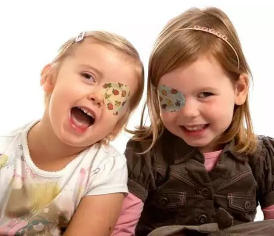 蘭州眼科專家:斜弱視要抓住時機(jī)