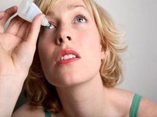 白內(nèi)障用眼藥水就行了？