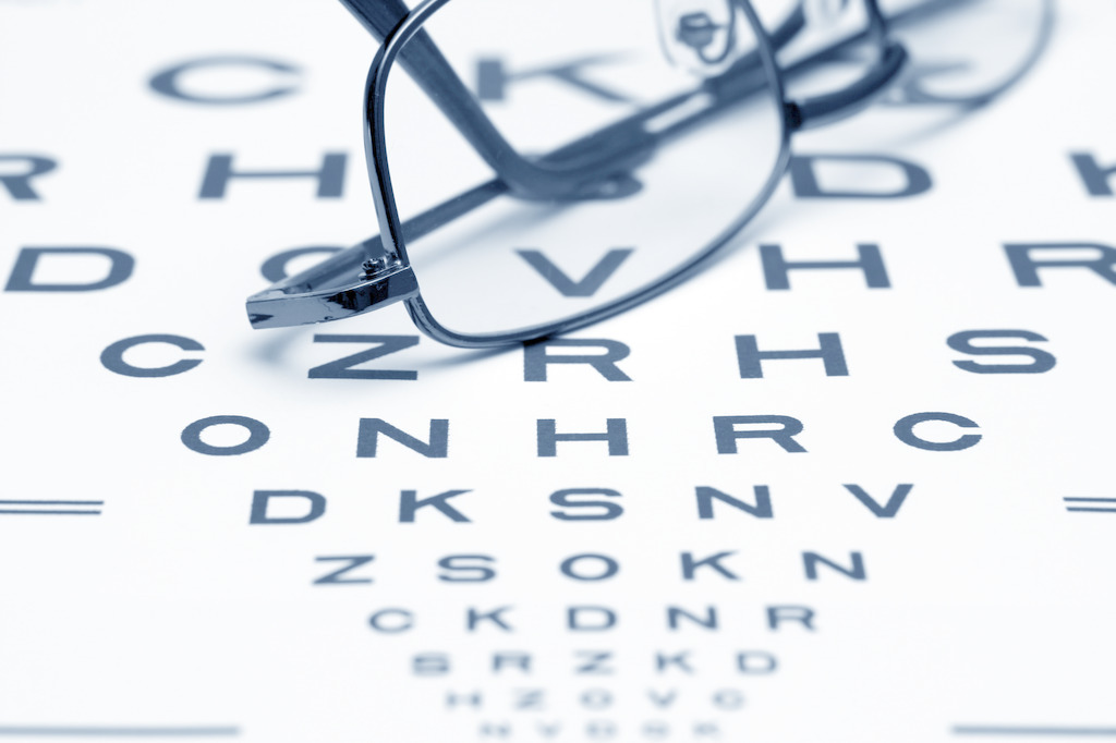 有近視先考慮醫(yī)學驗光配鏡才是正確的