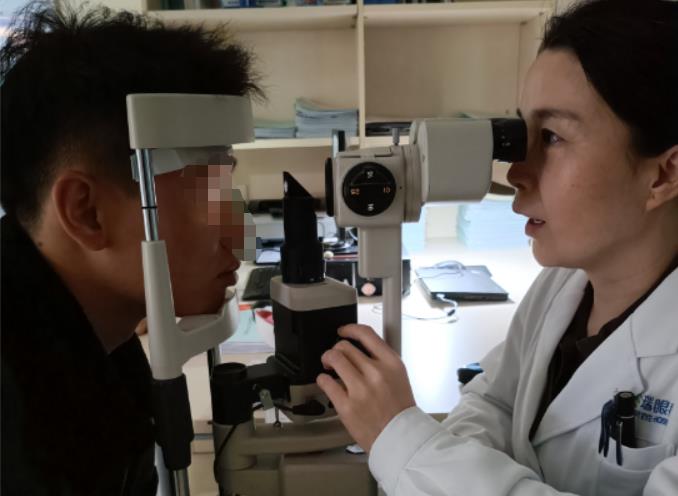 300度近視拖到900度近視，近視手術(shù)是什么感受？