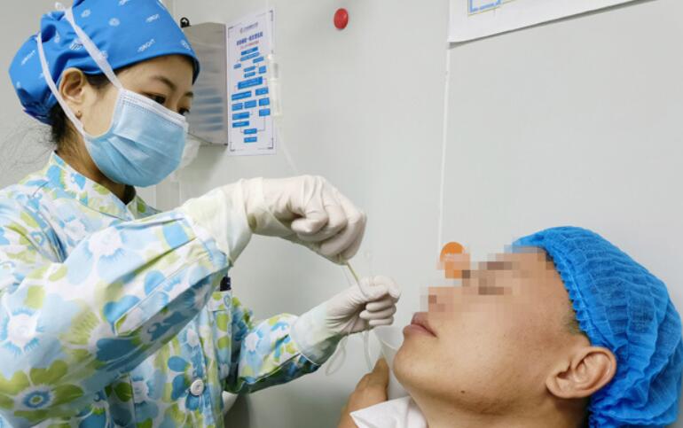 300度近視拖到900度近視，近視手術(shù)是什么感受？